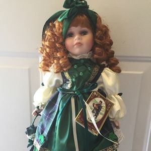 Geppeddo Dolls of the World Collection: Susanah